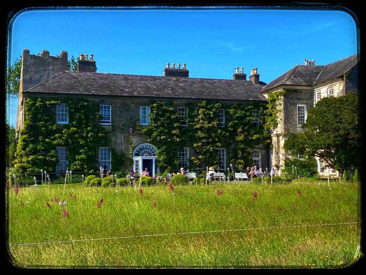 Sanctuary Lodge Cork Exterior foto